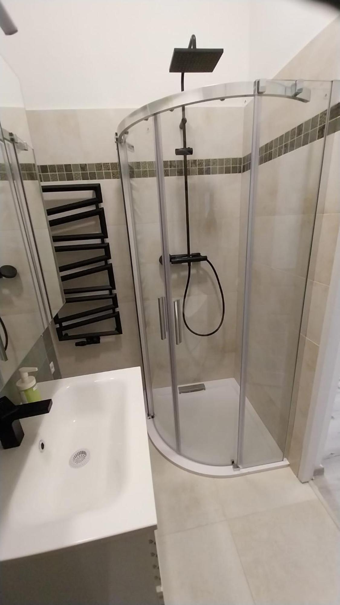 Szekely Apartment Near Deak Ferenc Square With Free Parking In Garage Boedapest Buitenkant foto