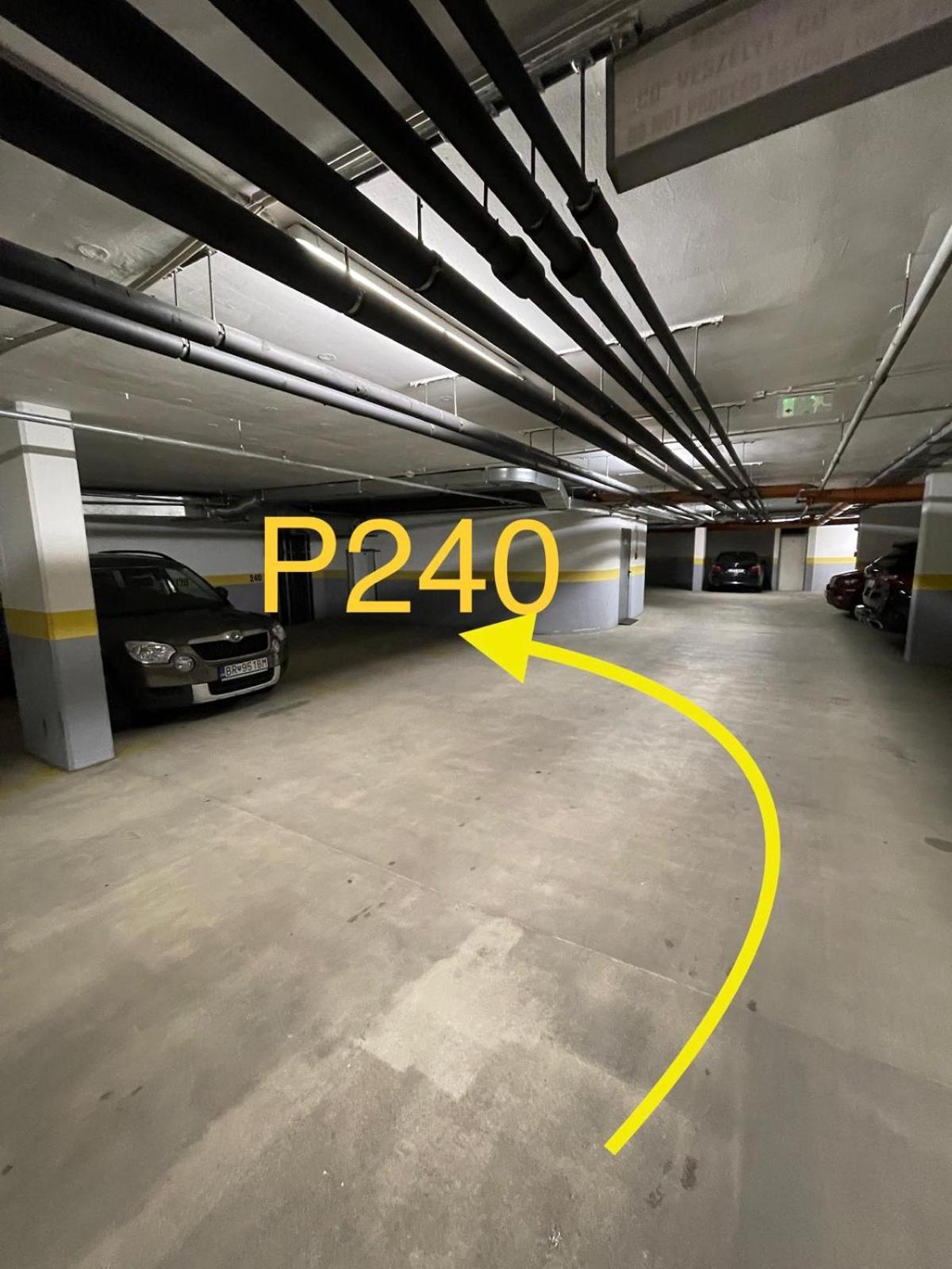 Szekely Apartment Near Deak Ferenc Square With Free Parking In Garage Boedapest Buitenkant foto