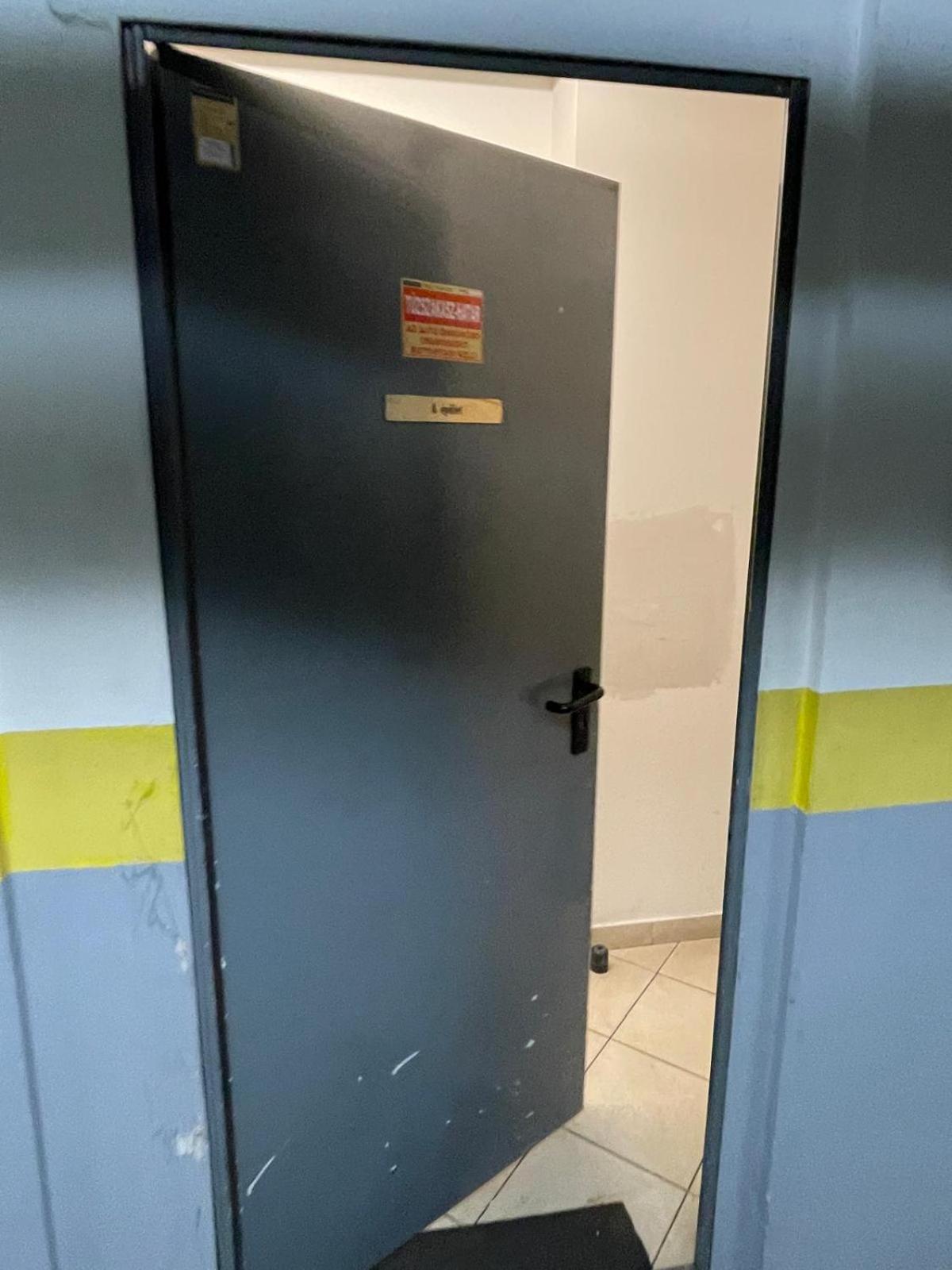 Szekely Apartment Near Deak Ferenc Square With Free Parking In Garage Boedapest Buitenkant foto